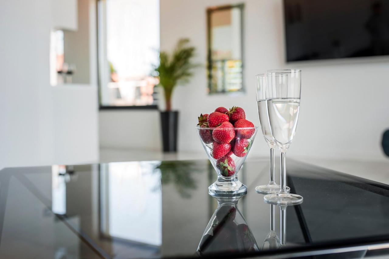 Apartamenty Z Widokiem Na Mazury Jezioro Czos Sauna Jacuzzi Мронгово Екстериор снимка